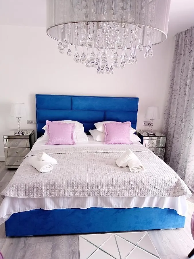 Downtown Luxury Apartment Emili Split