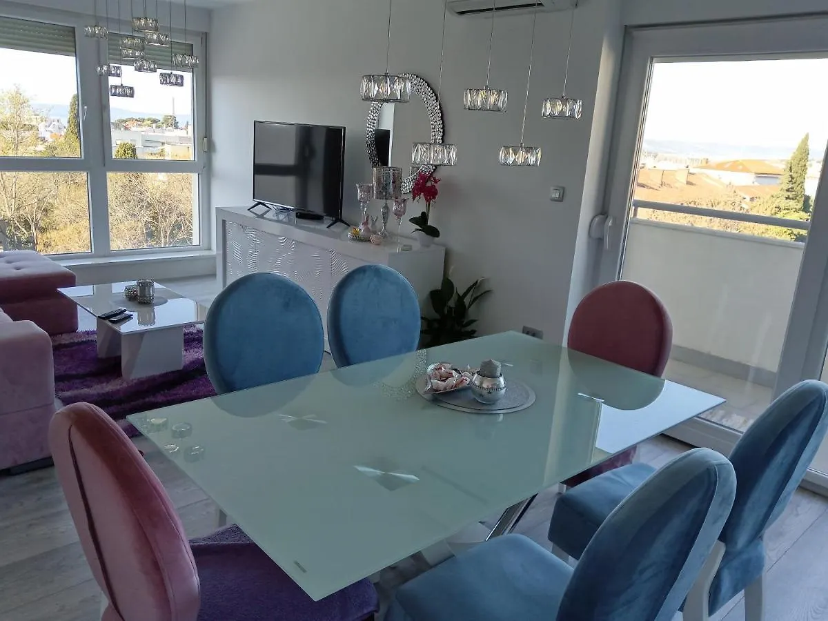 Downtown Luxury Apartment Emili Split Croácia