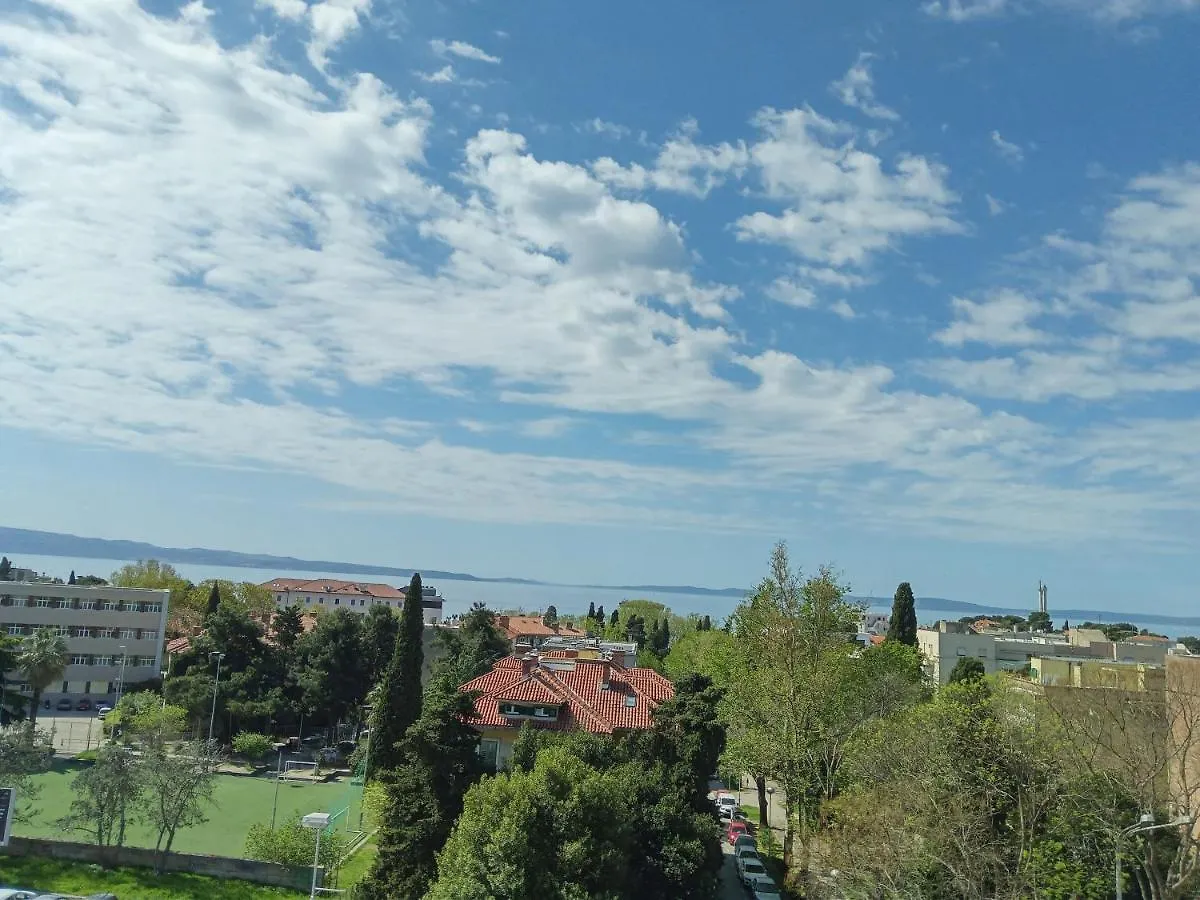 Downtown Luxury Apartment Emili Split