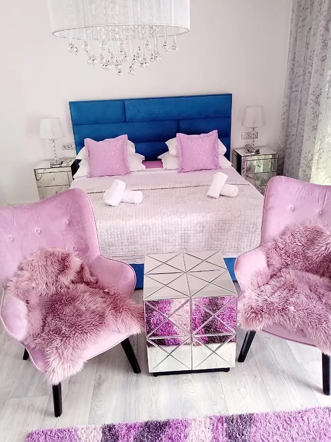 Downtown Luxury Apartment Emili Split